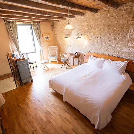 Domaine De Chantemerle B'nb 3* Marsac (Charente)