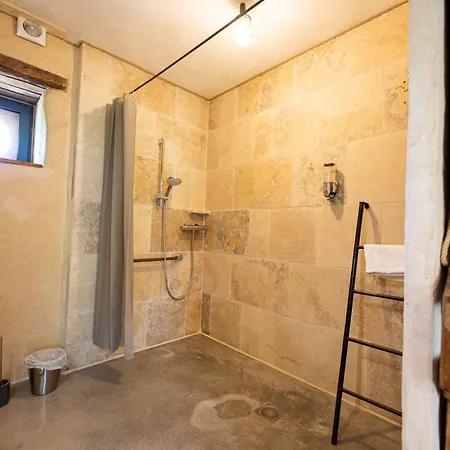 Domaine De Chantemerle B'nb