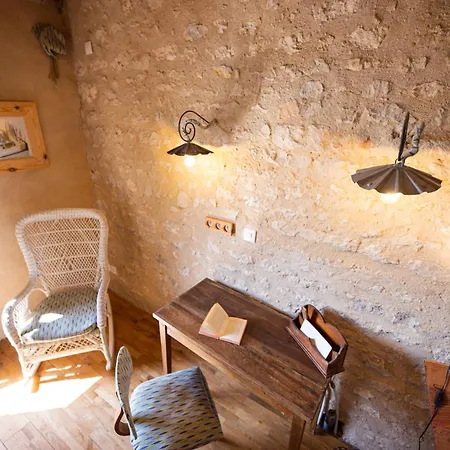 Hotel Domaine De Chantemerle B'nb *