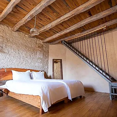 Domaine De Chantemerle B'nb Hotel 3*