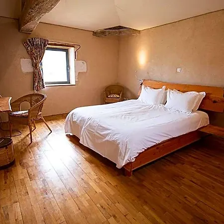 Domaine De Chantemerle B'nb Hotel 3*